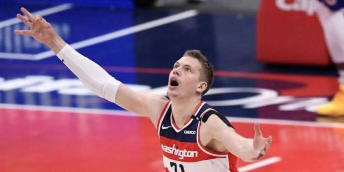Der deutsche NBA-Profi Moritz Wagner. Hier noch im Trikot der Washington Wizards. Foto: Nick Wass/AP/dpa Moritz Wagner