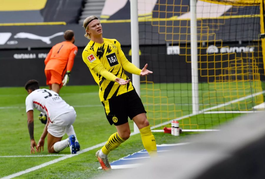 Erling Haaland vergibt gegen Frankfurt drei Hochkaräter.