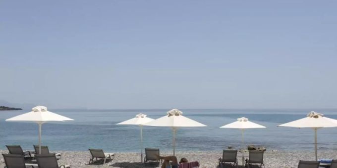 Weniger als die Hälfte der Beschäftigten (46 Prozent) in der deutschen Privatwirtschaft erhält Urlaubsgeld. Foto: Socrates Baltagiannis/dpa Weniger als die Hälfte der Beschäftigten (46 Prozent) in der deutschen Privatwirtschaft erhält Urlaubsgeld. Foto: Socrates Baltagiannis/dpa