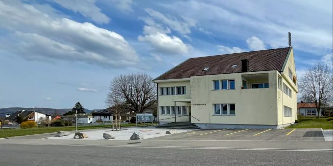 Das Gemeindehaus in Seltisberg. - Bezirk Liestal BL Das Gemeindehaus in Seltisberg. - Bezirk Liestal BL