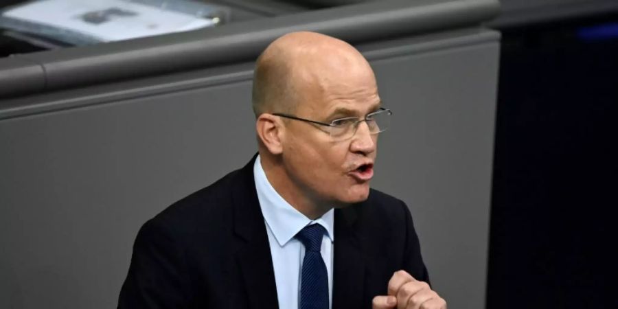 Brinkhaus warnt vor zu viel Lockerung
