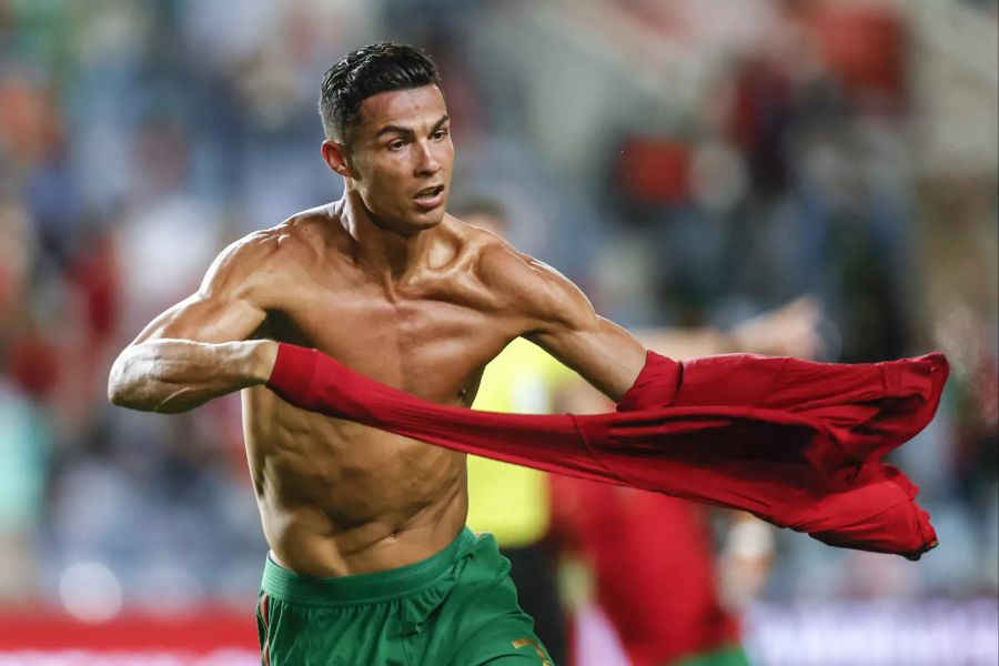 Cristiano Ronaldo feiert seinen 111. Treffer für Portugal.