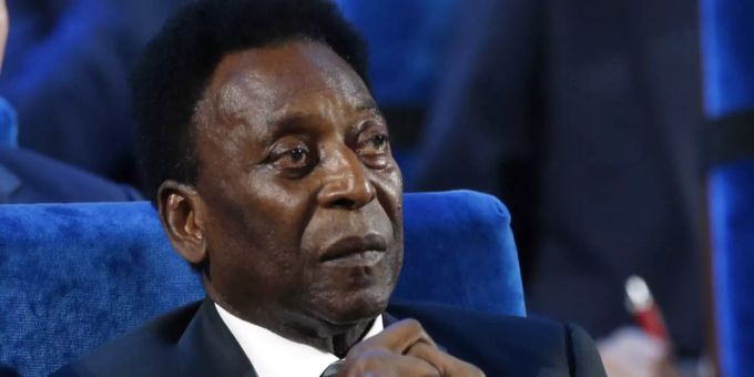 Kämpfte zuletzt immer wieder mit gesundheitlichen Problemen: Fussball-Legende Pelé (80). Pelé
