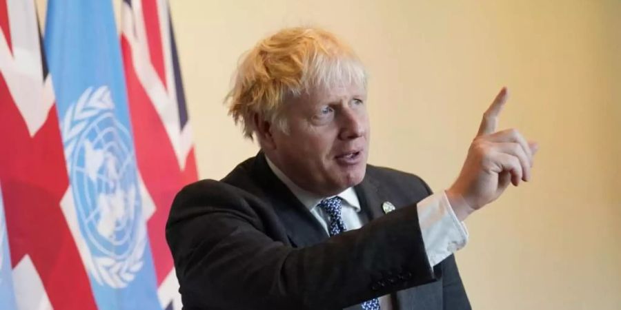 Der britische Premier Boris Johnson spricht im Hauptquartier der Vereinten Nationen in New York zu Journalisten. Foto: Stefan Rousseau/PA Wire/dpa