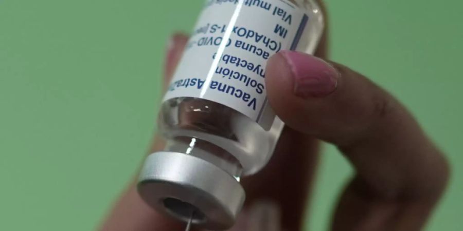 Seinem Corona-Impfstoff verdankt der Pharmakonzern AstraZeneca einen Umsatzsprung. (Archivbild)