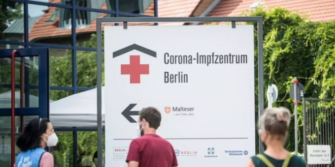 Impfzentrum in Berlin Impfzentrum in Berlin