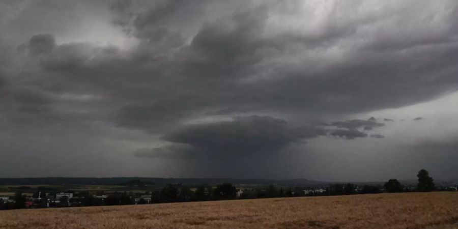 gewitter regengüsse