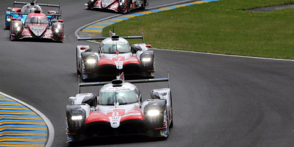 AlpineParade vor Le Mans Rennstart