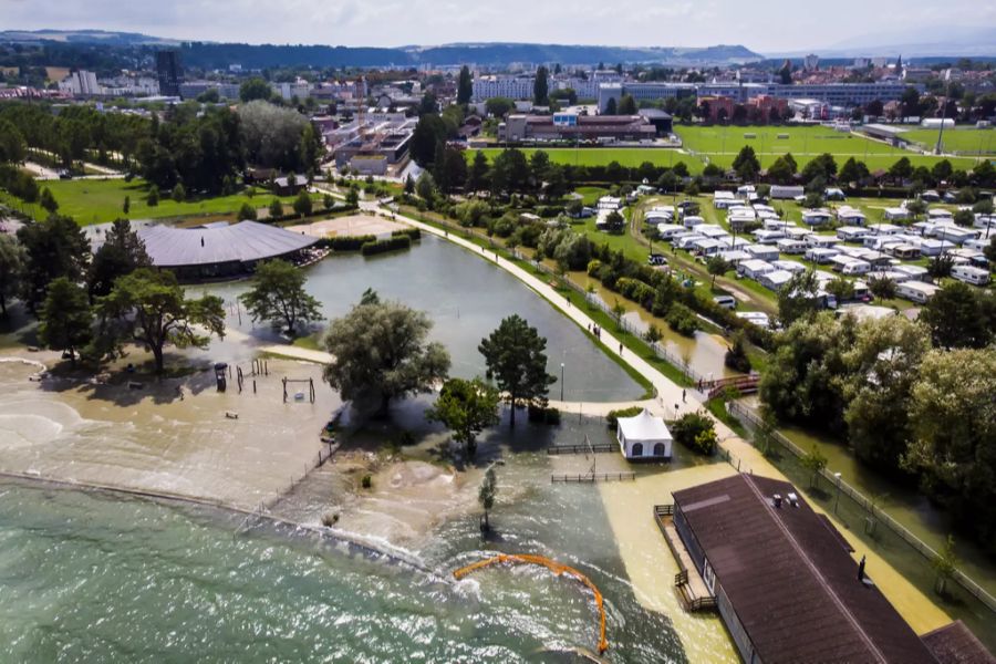 Neuenburgersee Hochwasser