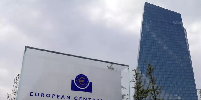 Der Rat der Europäischen Zentralbank - im Bild der Sitz der EZB - hat auch an seiner jüngsten Sitzung nicht am Leitzins gerüttelt. (Archivbild) Der Rat der Europäischen Zentralbank - im Bild der Sitz der EZB - hat auch an seiner jüngsten Sitzung nicht am Leitzins gerüttelt. (Archivbild)