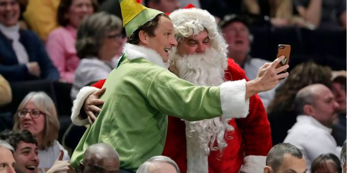 Santa Claus, wie wir in aus den Staaten kennen, stammt eigentlich aus Europa. Santa Claus, wie wir in aus den Staaten kennen, stammt eigentlich aus Europa.