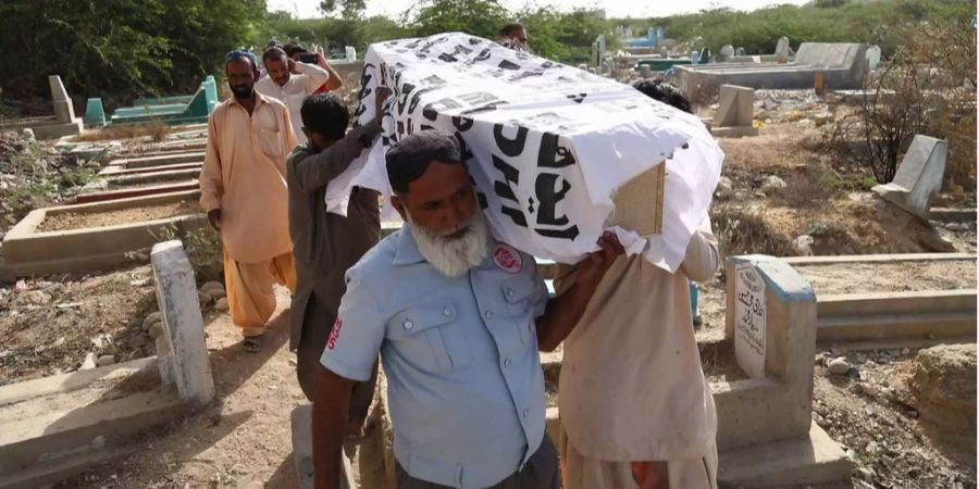 Bei der Explosion in Pakistan kamen mindestens 16 Menschen ums Leben (Symbolbild).