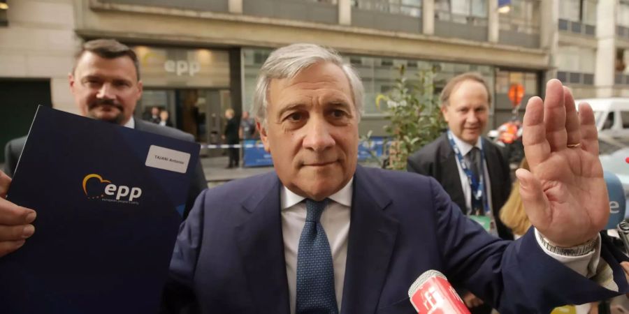 Antonio Tajani, Präsident des Europäischen Parlaments, trifft zu einem Treffen der Europäischen Volkspartei in Brüssel ein.