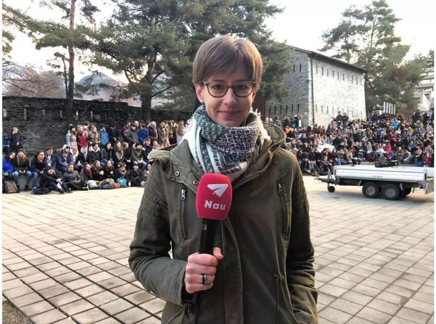 Nau-Reporterin Sandra Christen ist in Brig VS LIVE vor Ort