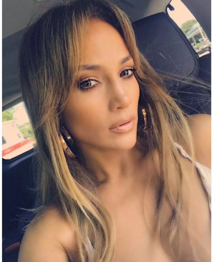 Auch die Villa von Jennifer Lopez ist in Gefahr.