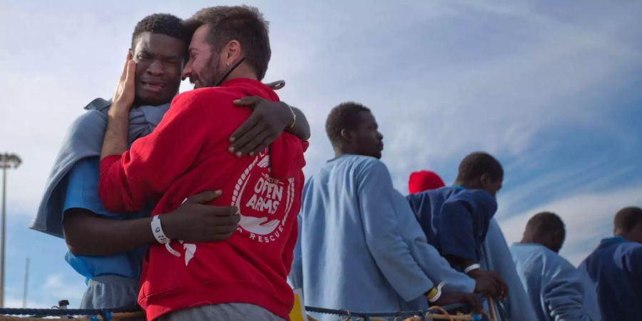 Riccardo Gatti ist Einsatzleiter bei der spanischen Organisation Proactiva Open Arms.