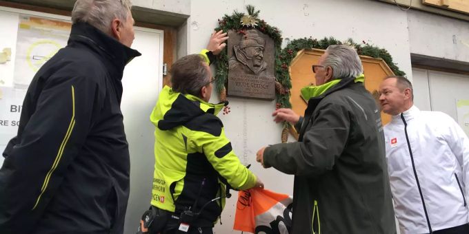 Langjähriger Lauberhorn-Chef - Viktor Gertsch erhält Bronzerelief