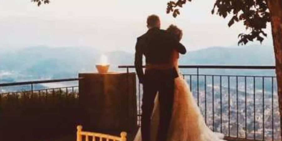 Lara Gut und Valon Behrami haben im intimen Rahmen geheiratet.