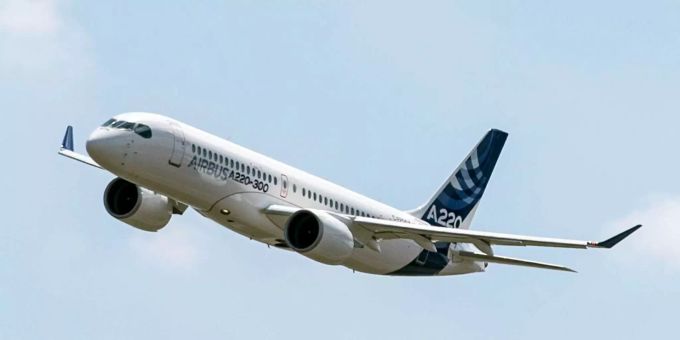 Airbus benannte Anfang Juli die C-Serie in A220 um. Airbus benannte Anfang Juli die C-Serie in A220 um.