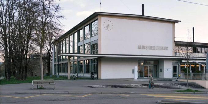 Ein Sozialhilfezentrum in Zürich. Ein Sozialhilfezentrum in Zürich.