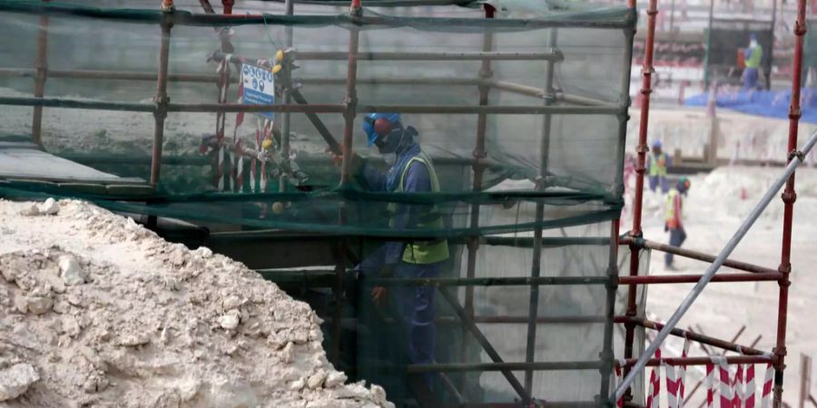 Die Zustände auf den katarischen Baustellen werden heftig kritisiert.