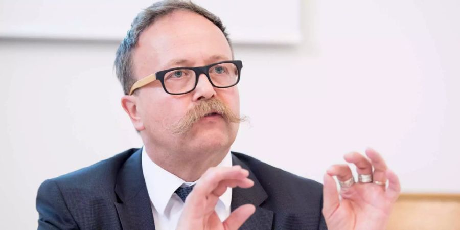 Thorberg-Direktor Thomas Egger will das Begegnungszimmer für Familien schaffen.