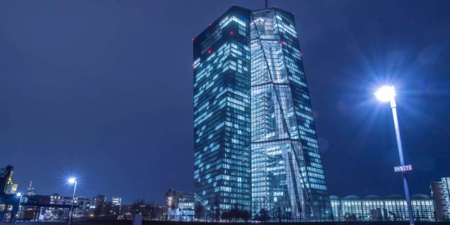 Die Europäische Zentralbank in Frankfurt (D).