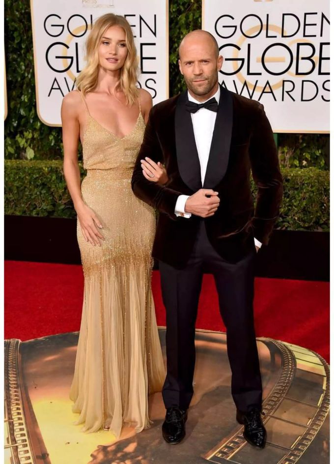 Statham ist mit Supermodel Rosie Huntington-Whiteley liiert. jason