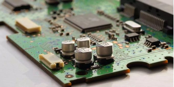 Ein chinesisches Gericht untersagt der amerikanischen Firma Micron den Verkauf von 26 Chip-Produkten. micron technology