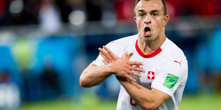 Xherdan Shaqiri jubelt an der WM mit dem Doppeladler.