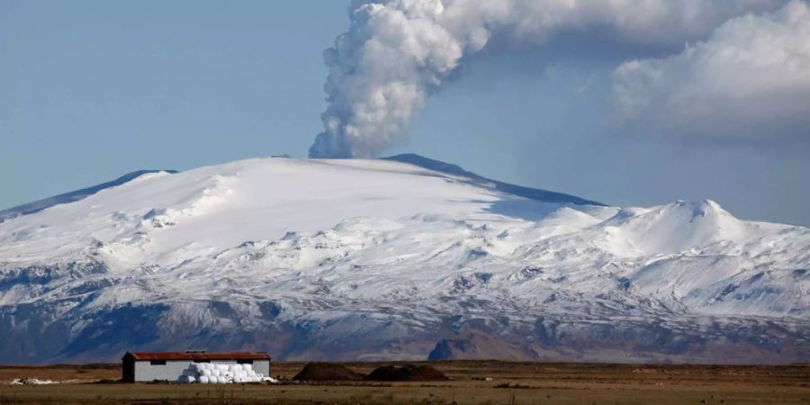 Im Jahr 2010 führte ein Ausbruch des Eyjafjallajökull auf Island zum Stopp des Flugverkehrs in Nordeuropa. (Symbolbild)