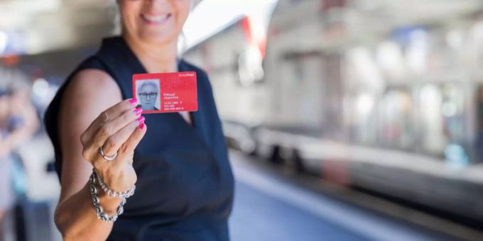 Die Alliance Swiss Pass will die Angebote für den öffentlichen Verkehr attraktiver gestalten. öv öffentlicher verkehr