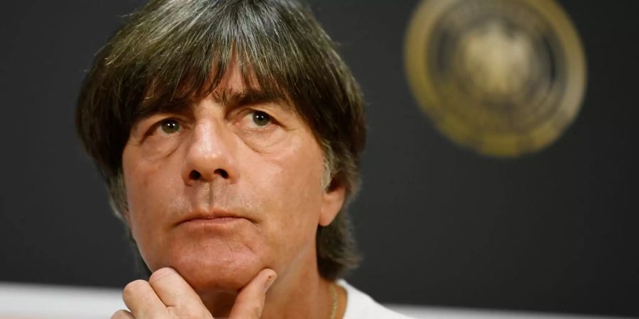 Bundestrainer Joachim Löw bei einer Pressekonferenz.