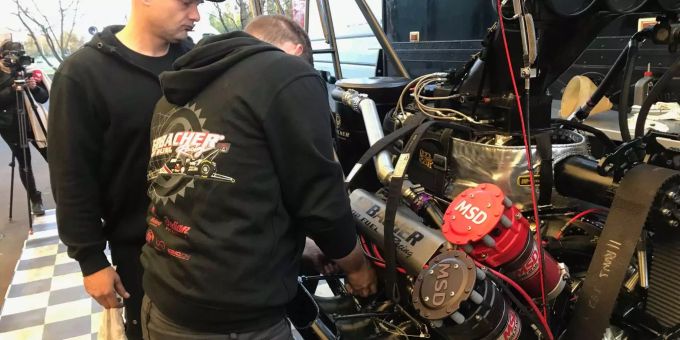 Jndia Erbachers Dragster an der «Auto Zürich». Jndia Erbachers Dragster an der «Auto Zürich».