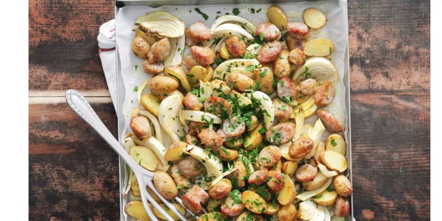 Kartoffel-Wurst-Blech