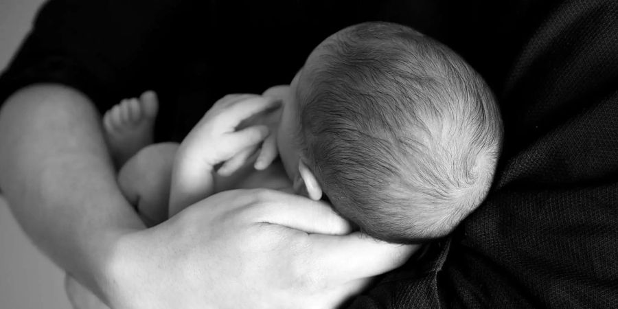 Während der Schwangerschaft liegt der Fokus auf der Geburt. Danach auf dem Baby. Die jungen Mütter gehen vergessen.