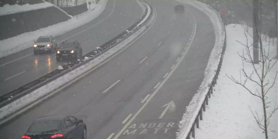 Der Verkehr am Gotthard fliesst wieder normal.