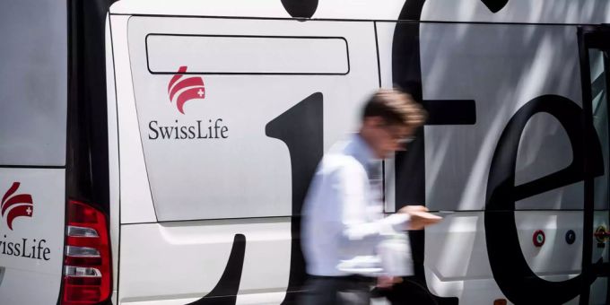 Das Betriebsergebnis im BVG-Geschäft von Swiss Life stieg um rund 13 Prozent auf 105 Millionen Franken. (Archivbild/Symbolbild) Swiss Life