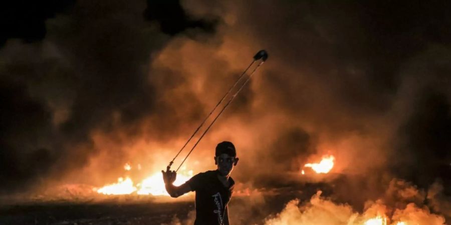 Palästinenser bei Protesten an Grenze des Gazastreifens