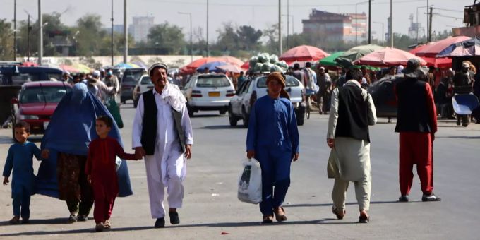 Menschen auf der Strasse in Afghanistan. Afghanistan