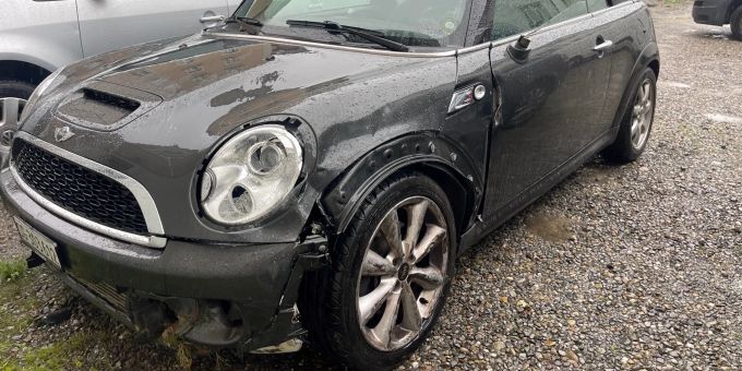 Der gesuchte Mini konnte beschädigt angetroffen werden Der gesuchte "Mini" konnte beschädigt angetroffen werden