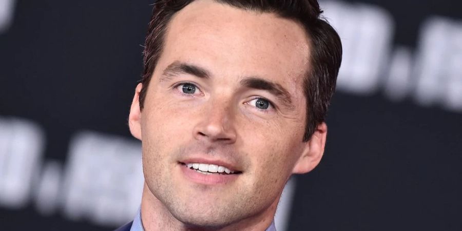 Ian Harding teilt süsse Baby-News auf Instagram.