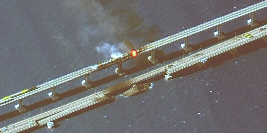 Die Explosion an der einzigen Verbindungsbrücke zwischen Russland und der von Moskau annektierten Halbinsel Krim droht die Kriegslage weiter zu verschärfen.