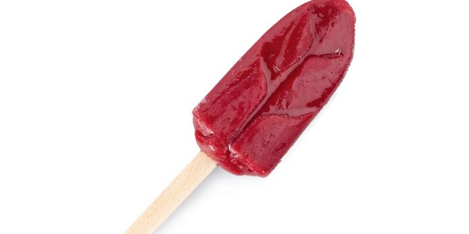 Das Bio-Fruchteis Alnatura Himbeere machte den Testern Laune. Es enthält viel Frucht ohne zugesetztes Aroma und relativ wenig Zucker. Das Bio-Fruchteis Alnatura Himbeere machte den Testern Laune. Es enthält viel Frucht ohne zugesetztes Aroma und relativ wenig Zucker.