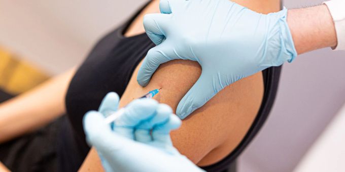 Die Sieben-Tage-Inzidenz beim Coronavirus sinkt weiter. Die Sieben-Tage-Inzidenz beim Coronavirus sinkt weiter.