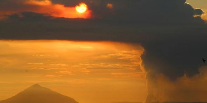 Der Vulkan Anak Krakatau Der Vulkan Anak Krakatau