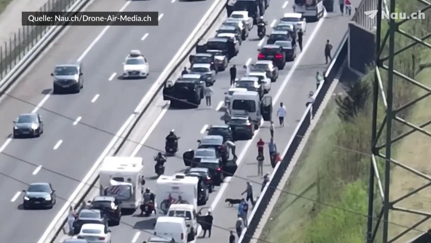 stau-vor-dem-gotthard-tunnel