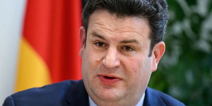 Der deutsche Arbeitsminister Hubertus Heil will Flüchtlingen aus der Ukraine einen besseren Zugang zum Arbeitsmarkt verschaffen. (Archivbild) Der deutsche Arbeitsminister Hubertus Heil will Flüchtlingen aus der Ukraine einen besseren Zugang zum Arbeitsmarkt verschaffen. (Archivbild)
