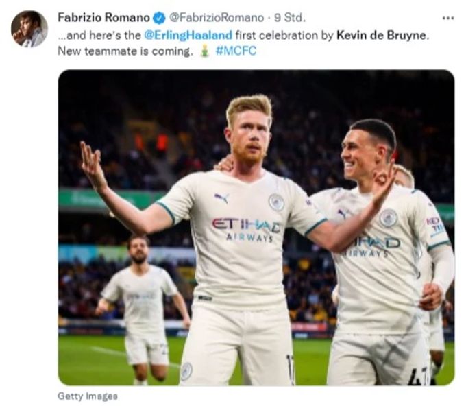 De Bruyne grüsst Bald-Teamkollege Erling Haaland. Manchester City