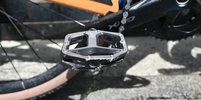 Gossau SG: Unfall zwischen Auto und Velo auf einer Kreuzung. St. Gallen